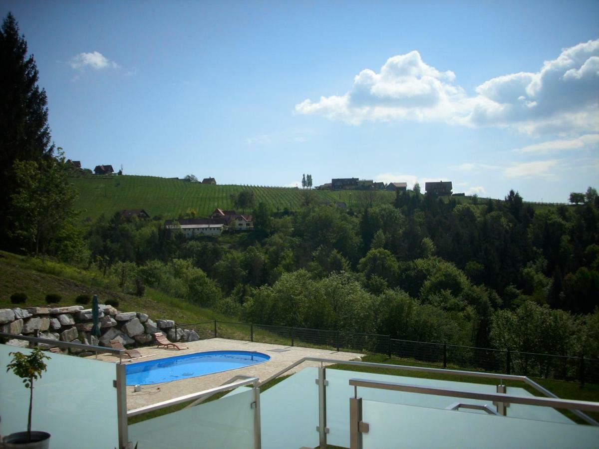 Gaestehaus Maxltoni Kitzeck im Sausal Kültér fotó